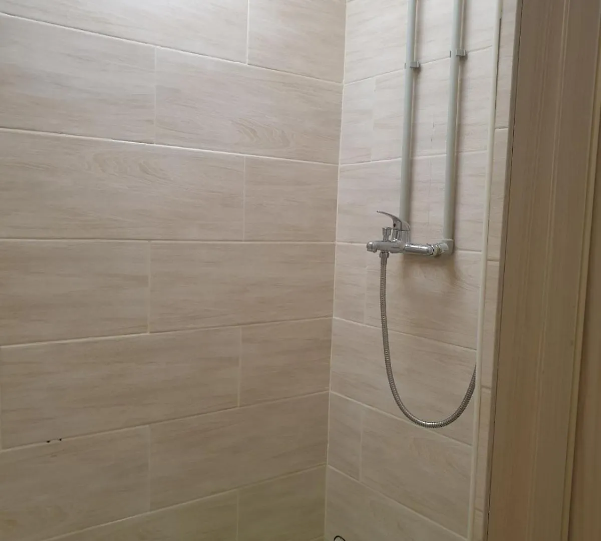 Hostel Krone Gok Zatishok Kyiv Ukraine
